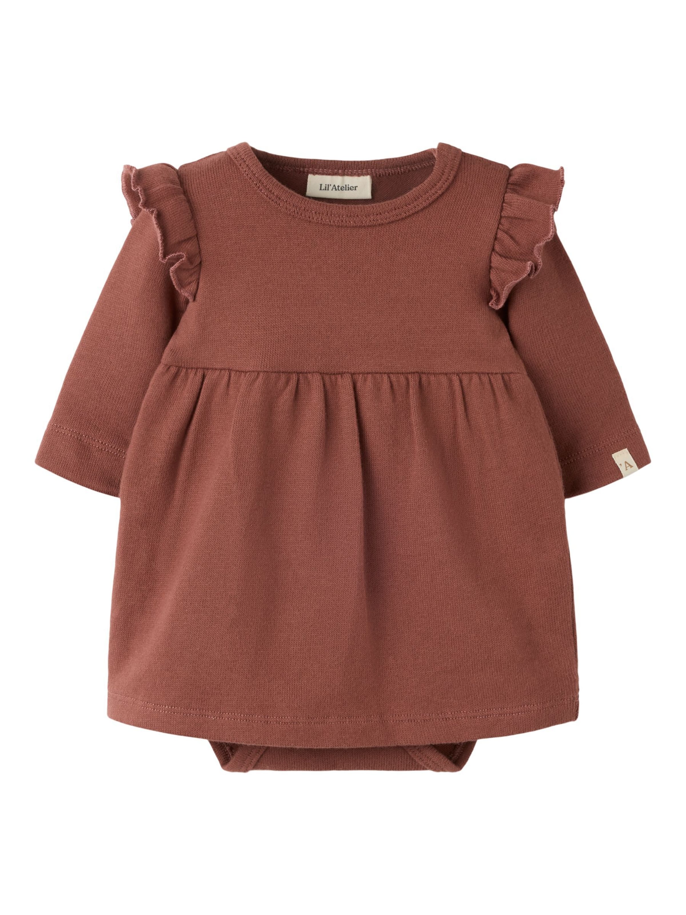Abito di Lil'Atelier in rosso: frontale