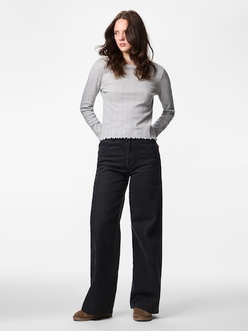 PIECES Shirt in Grijs