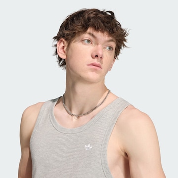 T-Shirt 'Trefoil Essentials' ADIDAS ORIGINALS en gris