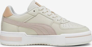 Baskets basses PUMA en blanc