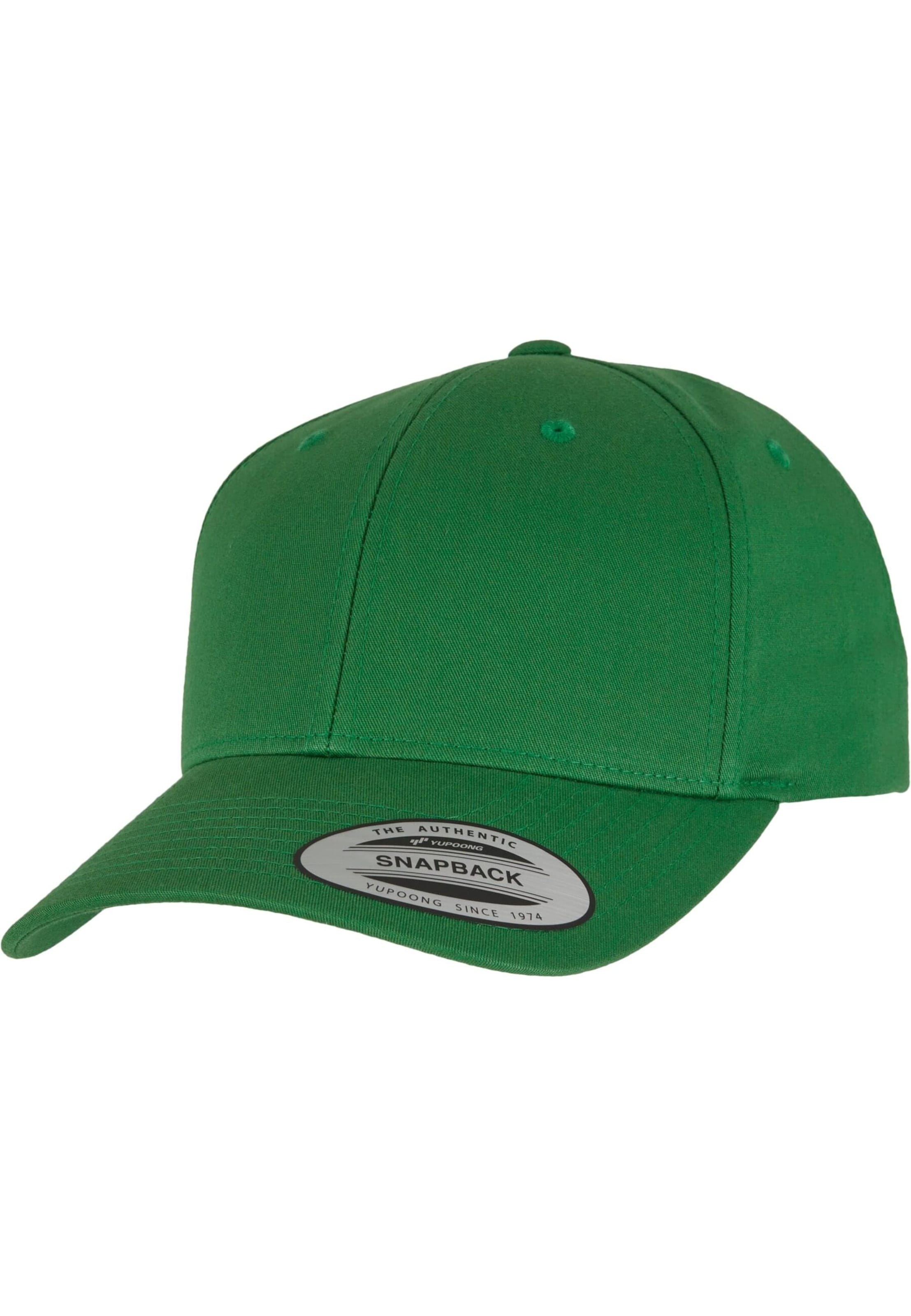 Flexfit Cap in Green: front