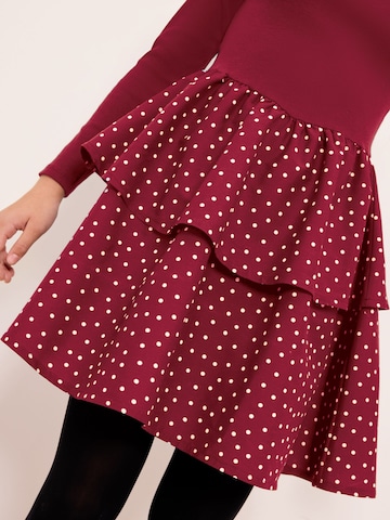 Lipsy Платье в Красный