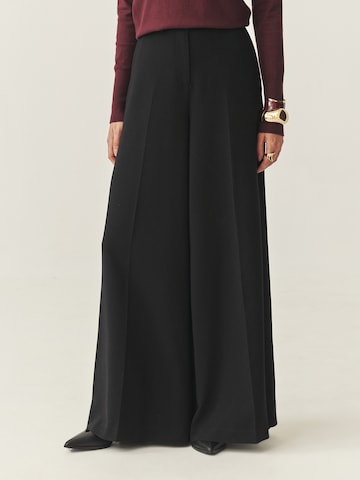 Wide Leg Pantalon TATUUM en noir : devant