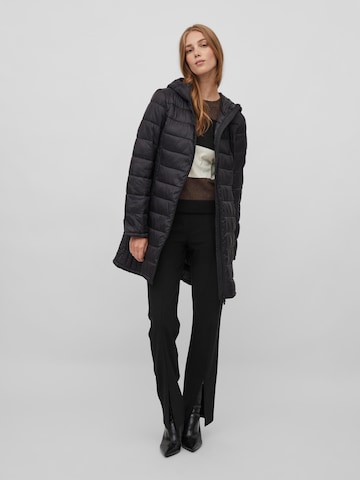 VILA Between-Seasons Coat 'Sibiria' in Black