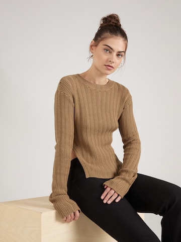 Pull-over 'Viola' millane en marron : devant