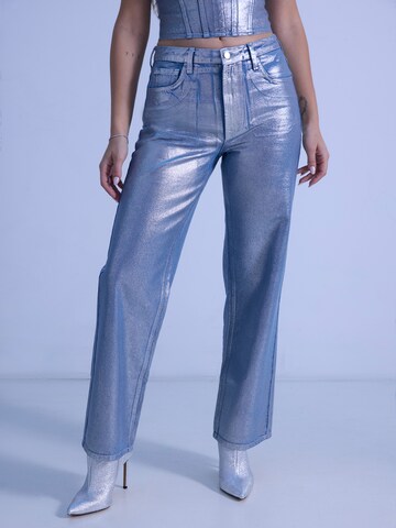 ABOUT YOU x irinassw Wide leg Jeans 'Pia' in Blue: front