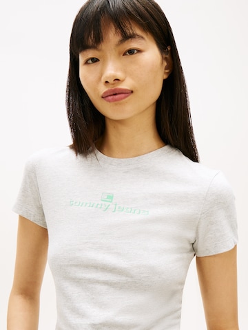 Tommy Jeans Tričko 'ESS' - Sivá