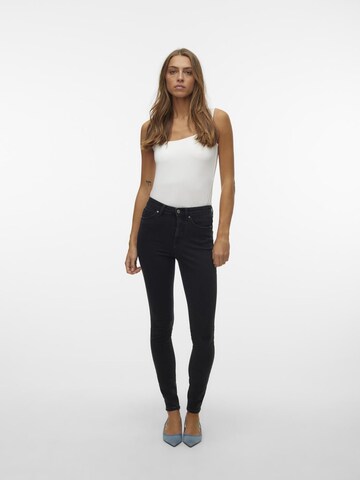 VERO MODA Skinny Jeans 'Sophia' in Schwarz