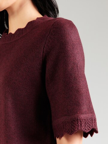VILA Sweater 'VINikolina' in Red