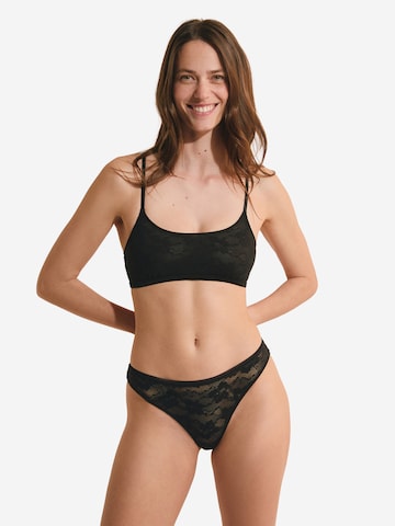 Bustier Soutien-gorge 'Pure Dentelle' ETAM en noir : devant