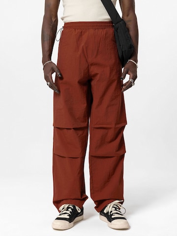 Pantaloni cargo 'Copperas COVE' di VAMOS CLO in rosso: frontale