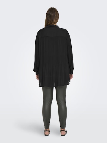 Camicia da donna 'CARFreyja' di ONLY Carmakoma in nero