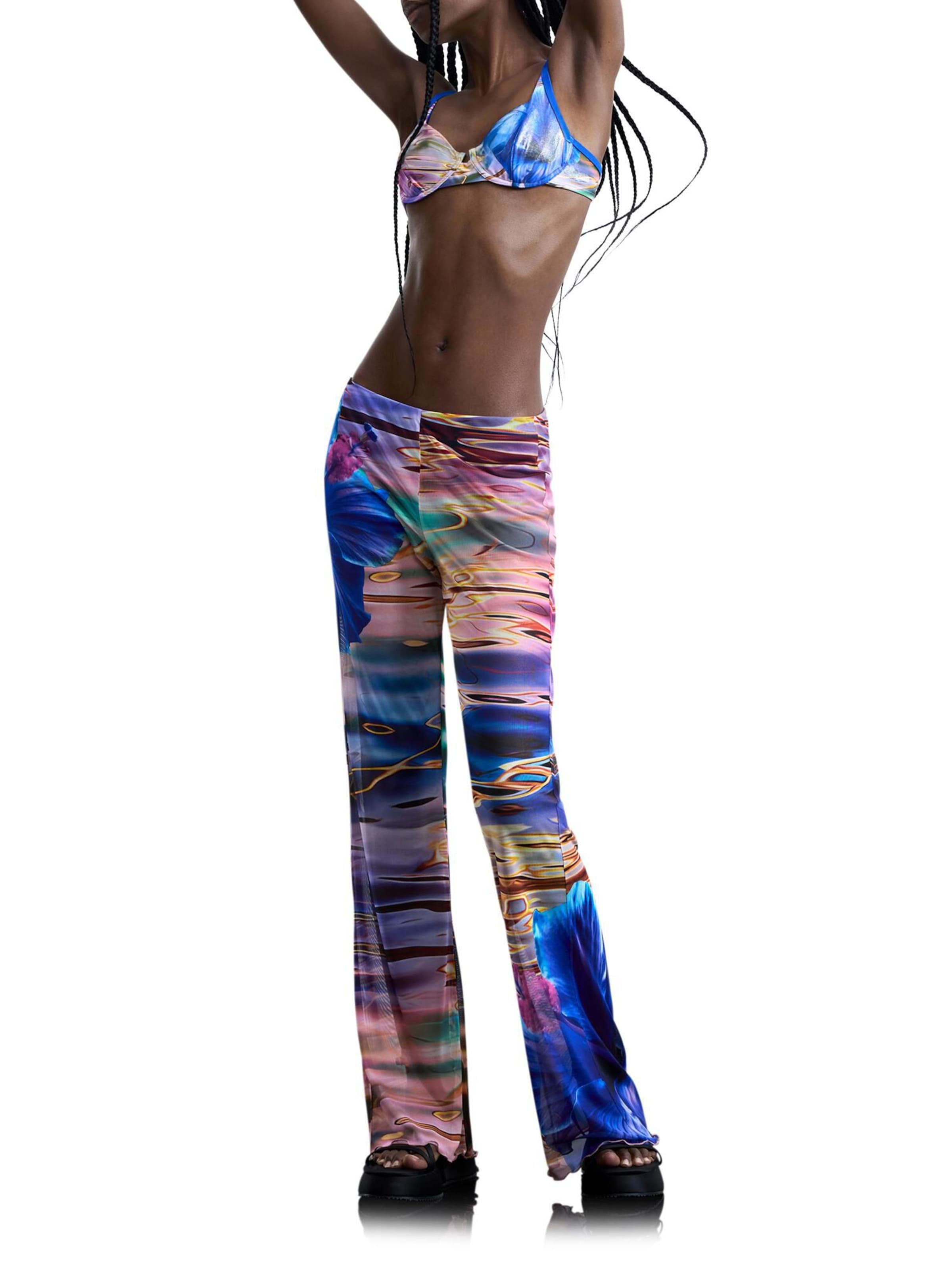 Largi Pantaloni de la Desigual pe albastru