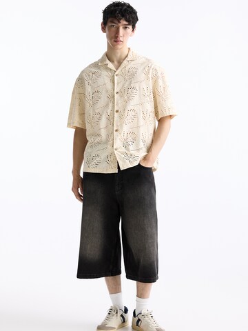 Pull&Bear Comfort Fit Hemd in Weiß