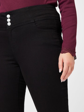 Slimfit Jeans 'Donna' de la Vero Moda Curve pe negru