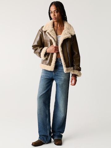 Pull&Bear Jacke in Braun