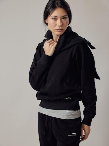 OWN Off With Nature Sweatshirt 'Felpa Felpata Girocollo' in Zwart