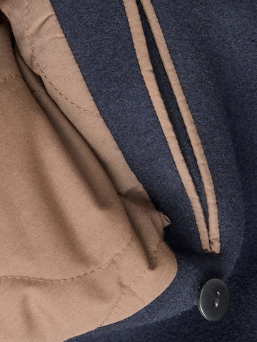JACK & JONES Tussenjas in Blauw