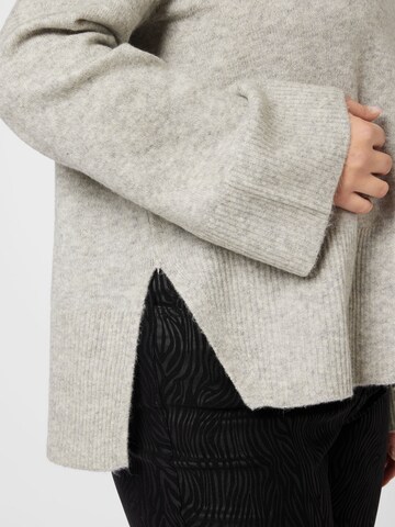 Vero Moda Curve Sweater in Grey