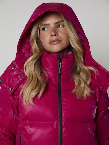 South Beach Urheilutakki värissä vaaleanpunainen