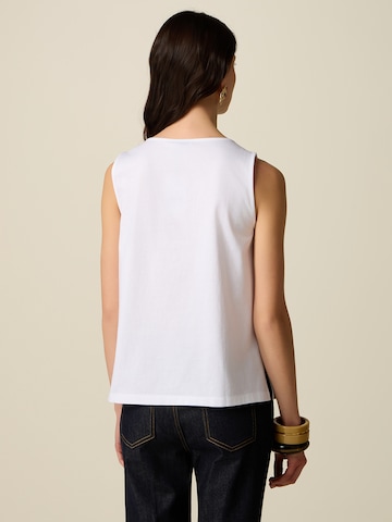 Haut oltre en blanc