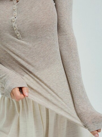 Seamless Basic Shirt 'Granddad' in Beige
