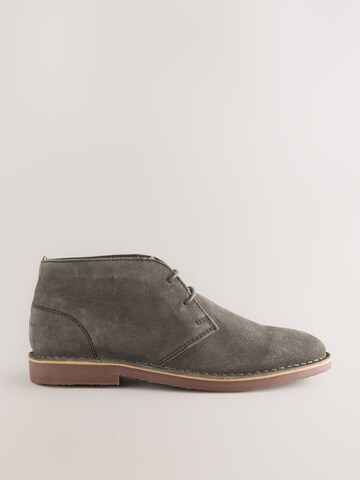 Botine Chukka de la Next pe gri