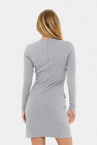SAINT TROPEZ - Vestido em cinzento