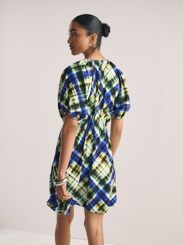 Next Kleid in Grün
