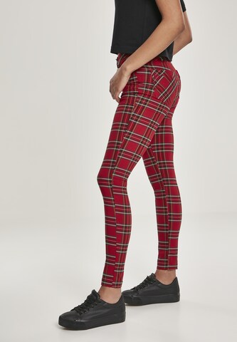 Skinny Pantaloni di Urban Classics in rosso