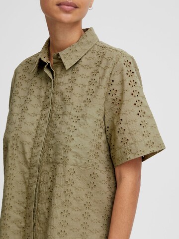 b.young - Blusa en verde