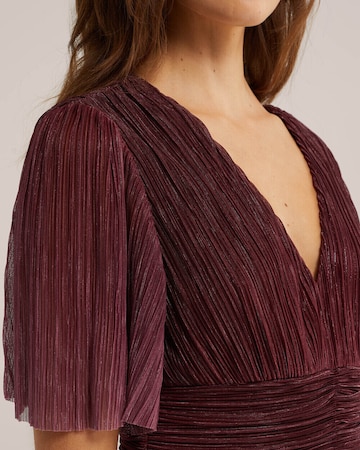 Rochie de la WE Fashion pe mov