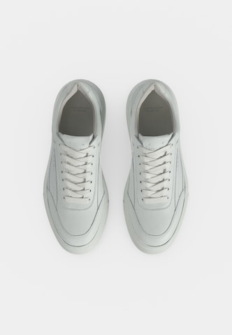 Sneaker low de la Copenhagen Studios pe alb