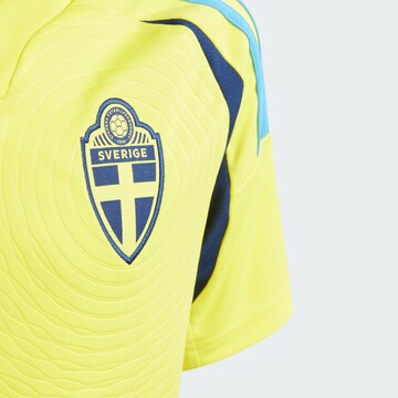 ADIDAS PERFORMANCE - Camiseta funcional 'Sweden 24 Home' en amarillo