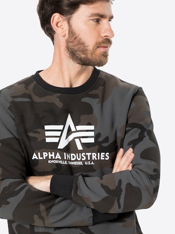 ALPHA INDUSTRIES Sweatshirt in Grijs