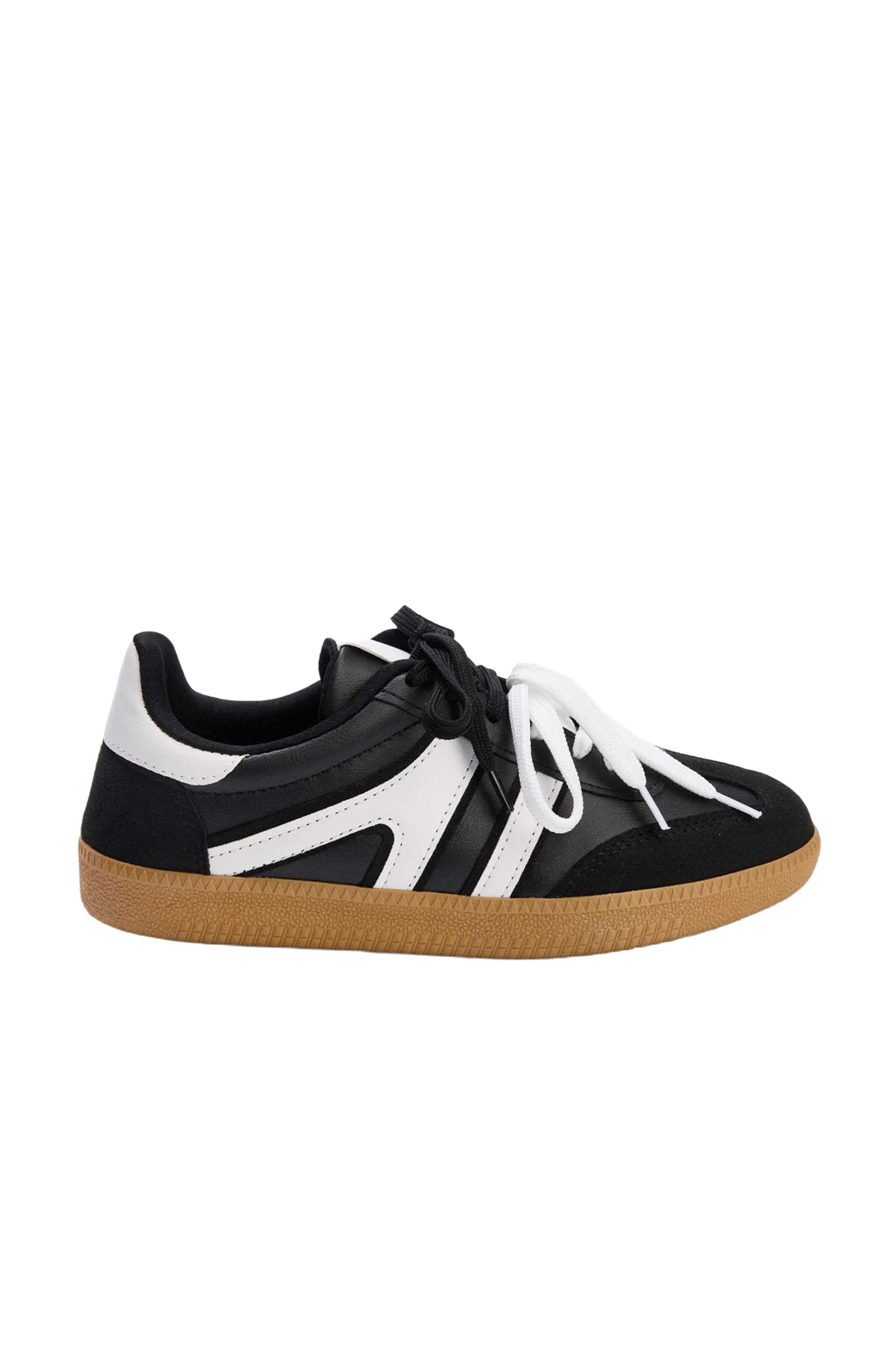 Trendyol Baskets basses en 36 en noir / blanc, Vue avec produit