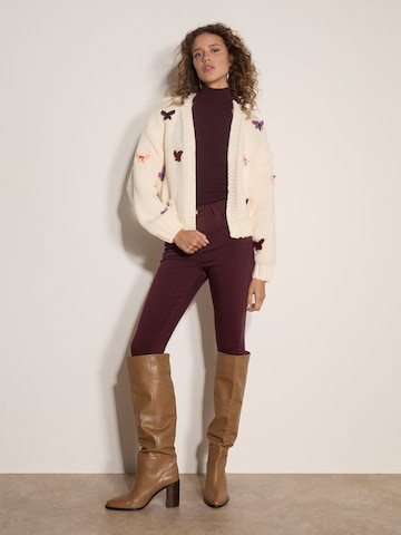 Cardigan bavarois ' ' Apricot en beige