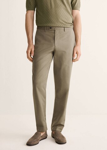 MANGO MAN Regular Chino Pants 'Eden' in Green: front