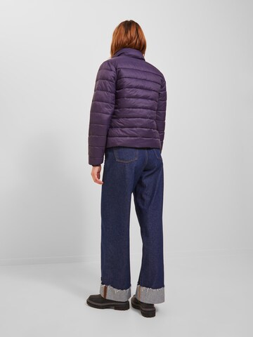 Veste mi-saison 'Nora' JJXX en violet