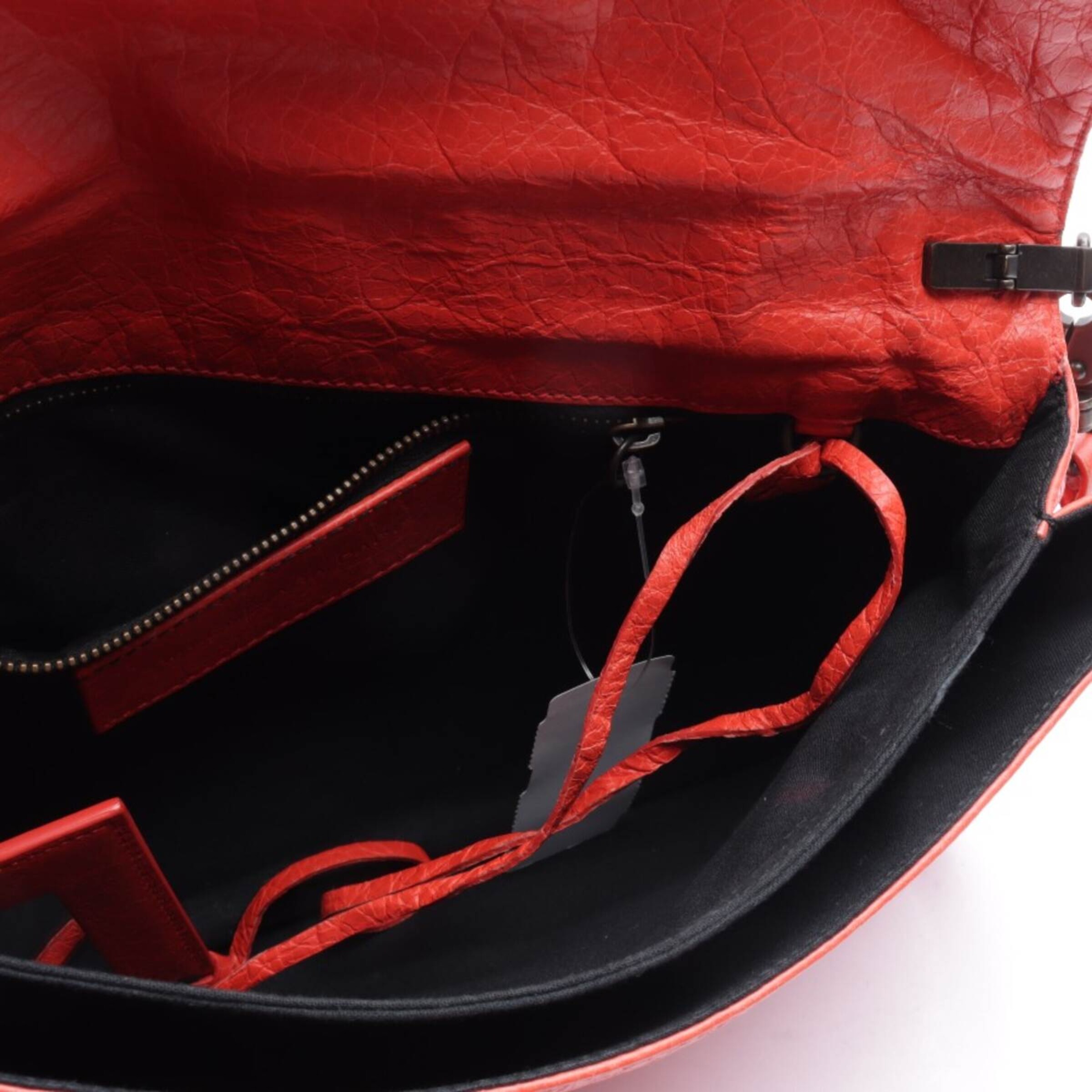 Balenciaga Bag in One size in Red