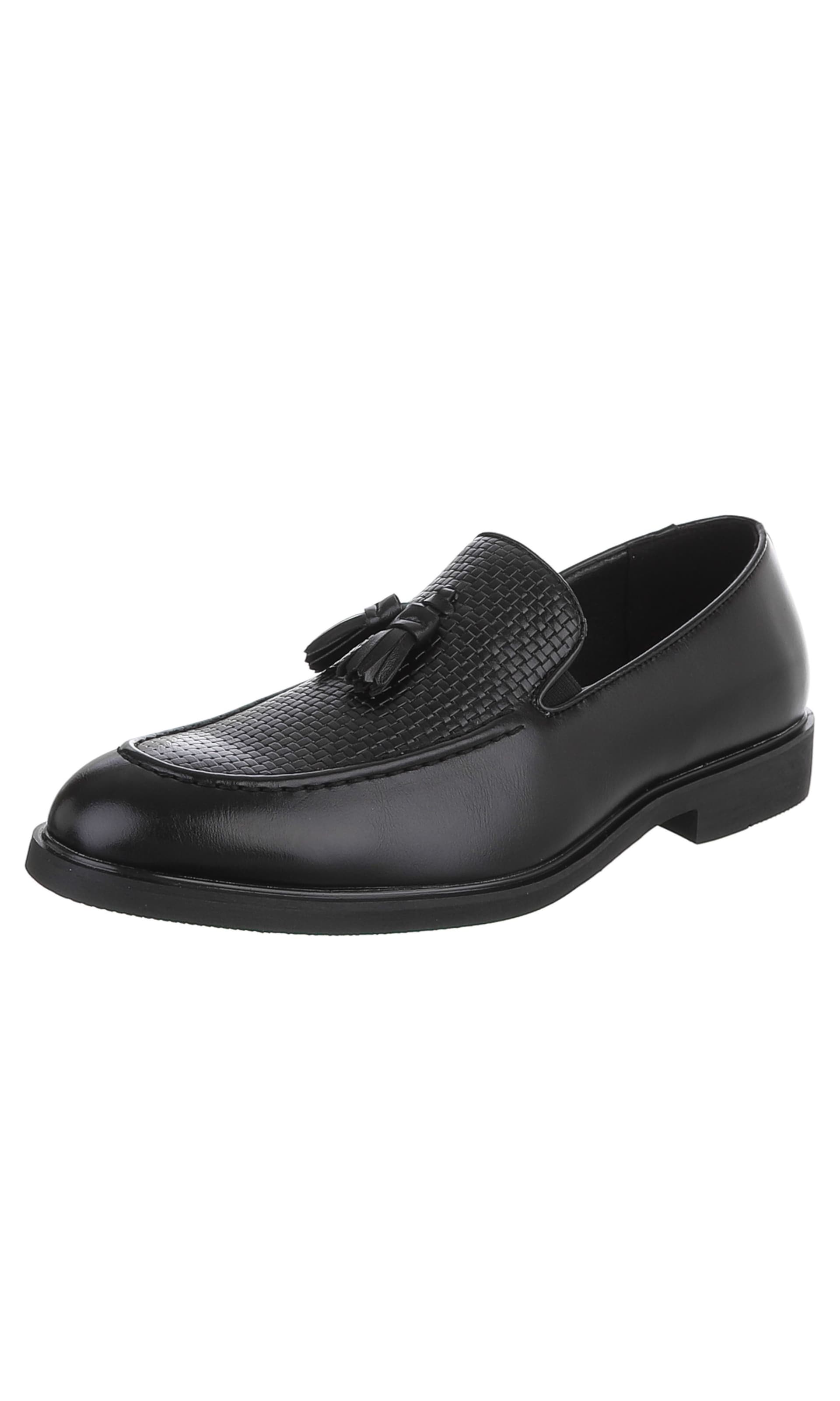 CoolWalk Classic Flats in 40 in Black, Item view