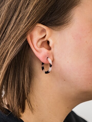 Boucles d'oreilles 'Anni' Fräulein Wunder en beige : devant