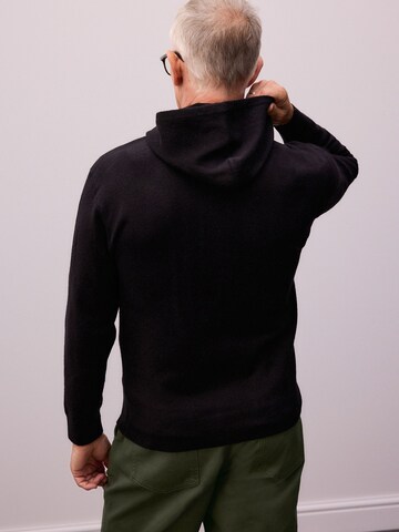 Next Pullover in Schwarz