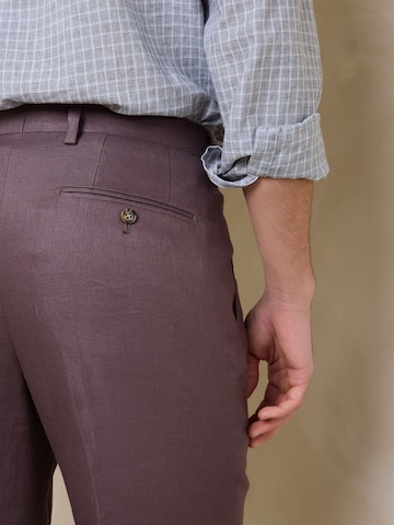 Next Slimfit Hose 'N. Premium' in Lila