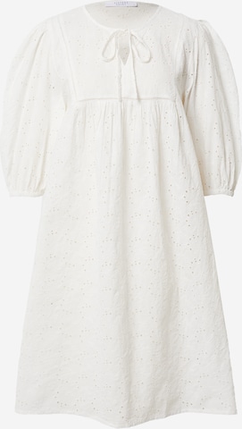 SISTERS POINT - Vestido 'USILA' em branco: frente