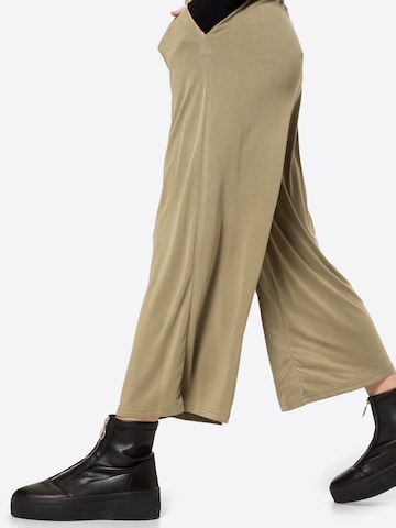 Wide Leg Pantalon Urban Classics en vert