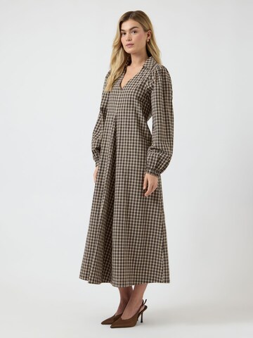 Robe 'YASCarlina' YAS en marron