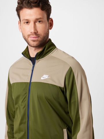 Tuta da jogging di Nike Sportswear in verde