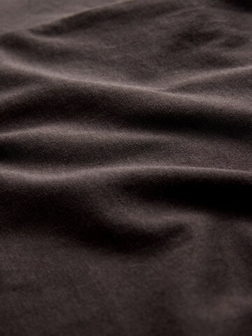 Tricou de la The Set pe maro