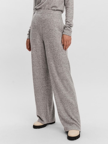 VERO MODA Wide leg Broek in Grijs: voorkant